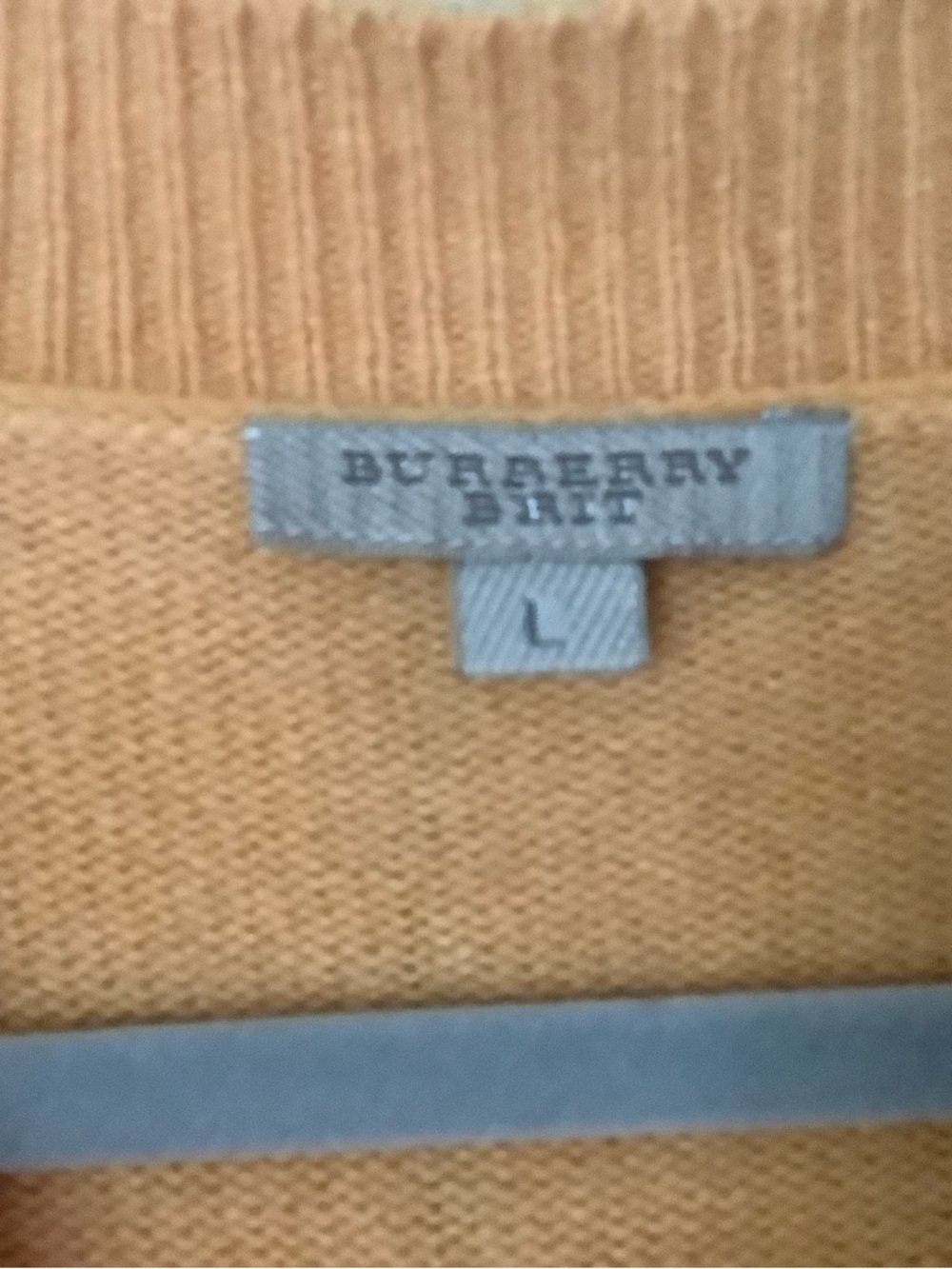 Burberry Mustard Yellow V-Neck Button cashmere cardigan - Picture 3 of 9
